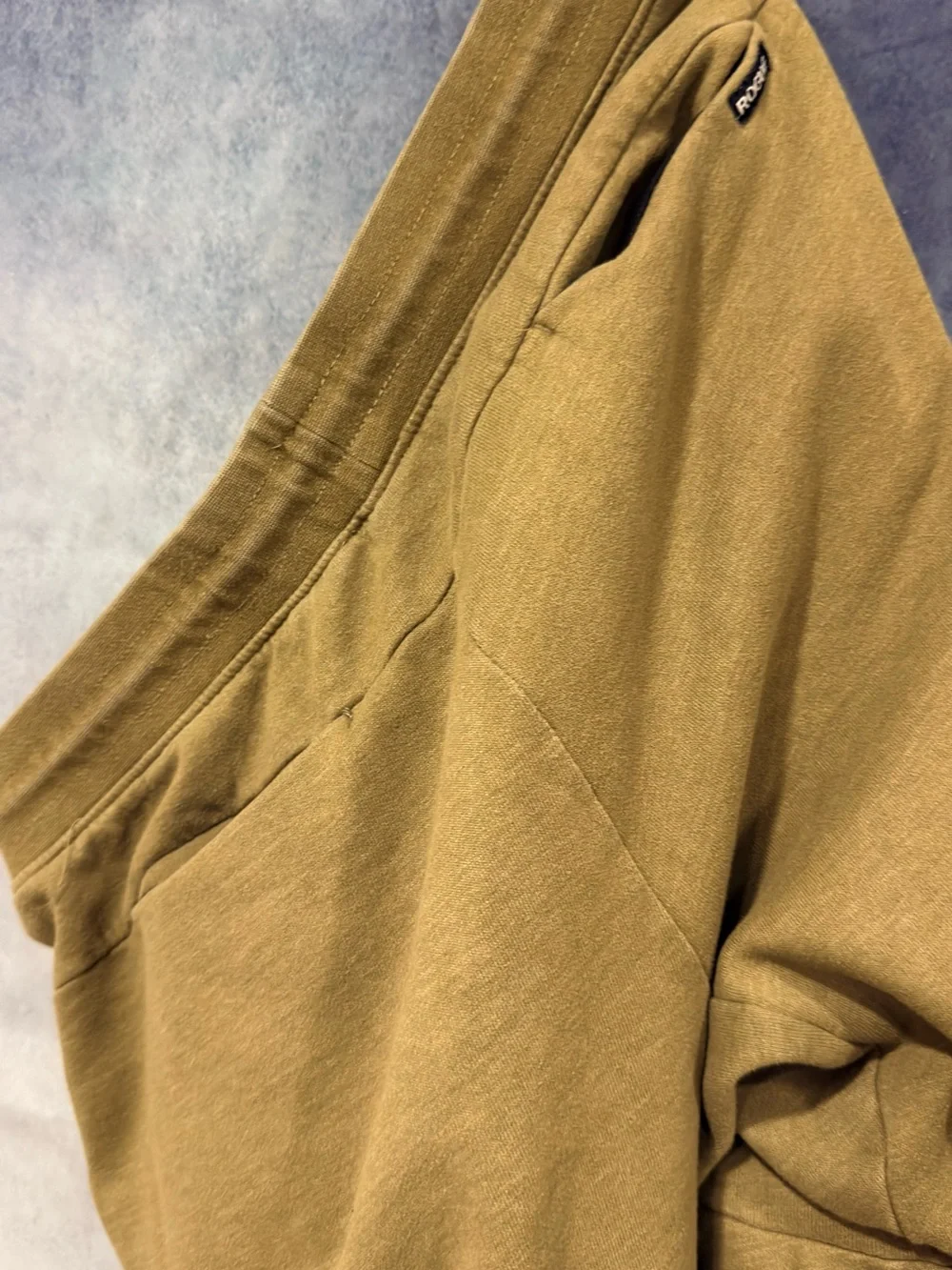 Rogue Tan Fleece-Lined Sweatpants Men’s large